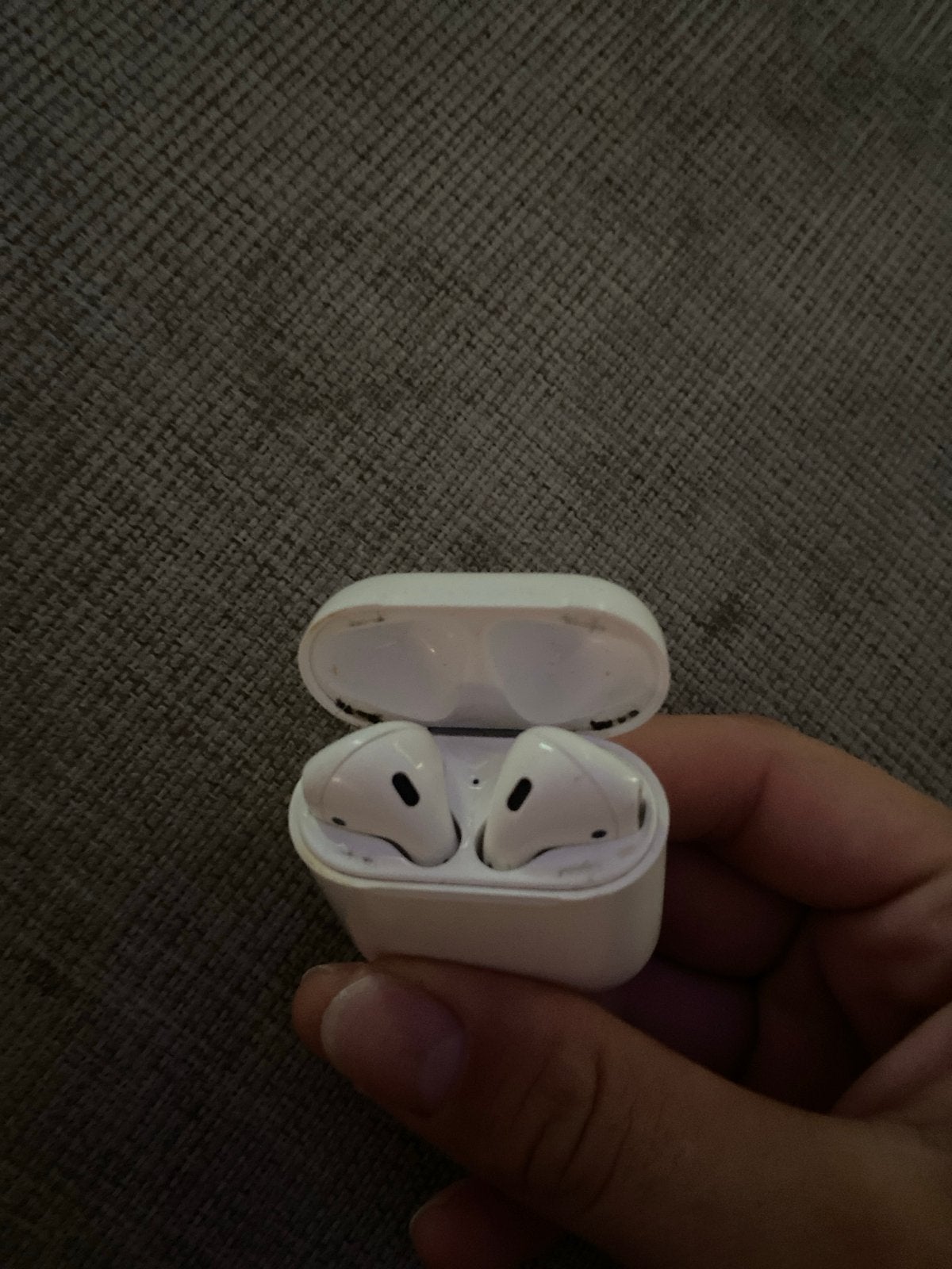 Apple AirPods (2e generatie) met defect linkeroortje, Ophalen of Verzenden, Gebruikt, Draadloos