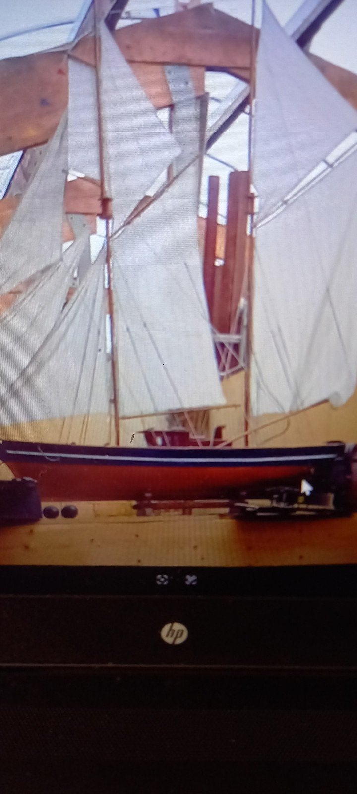 Gedetailleerd scheepsmodel met zeilen, Hobby en Vrije tijd, Modelbouw | Boten en Schepen, Ophalen, Gebruikt, Groter dan 1:32, Overige merken