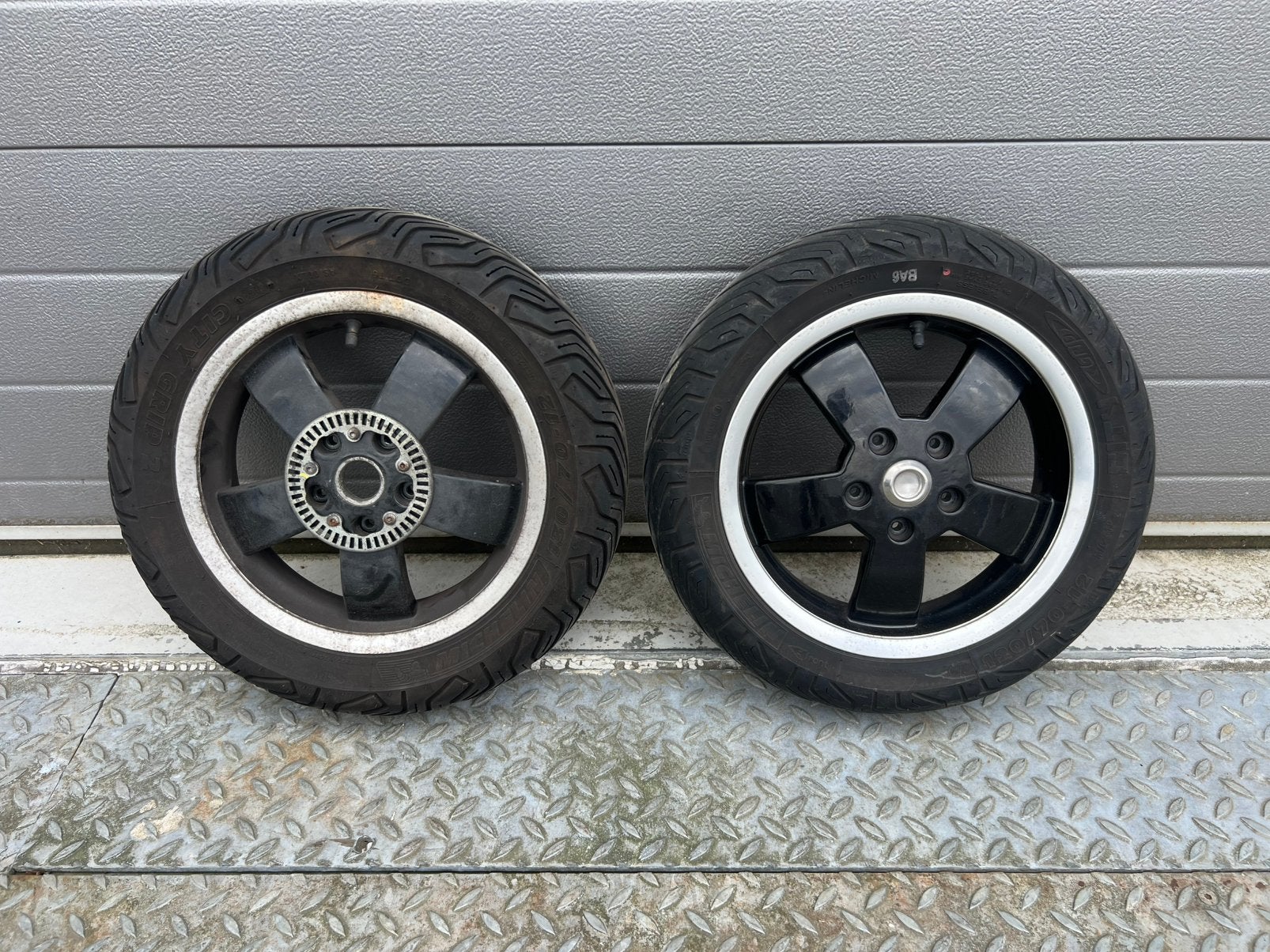 Velgenset Vespa GTS 125 300 onderdelen velgen Michelin wiel, Ophalen of Verzenden, Vespa, Michelin, Gts