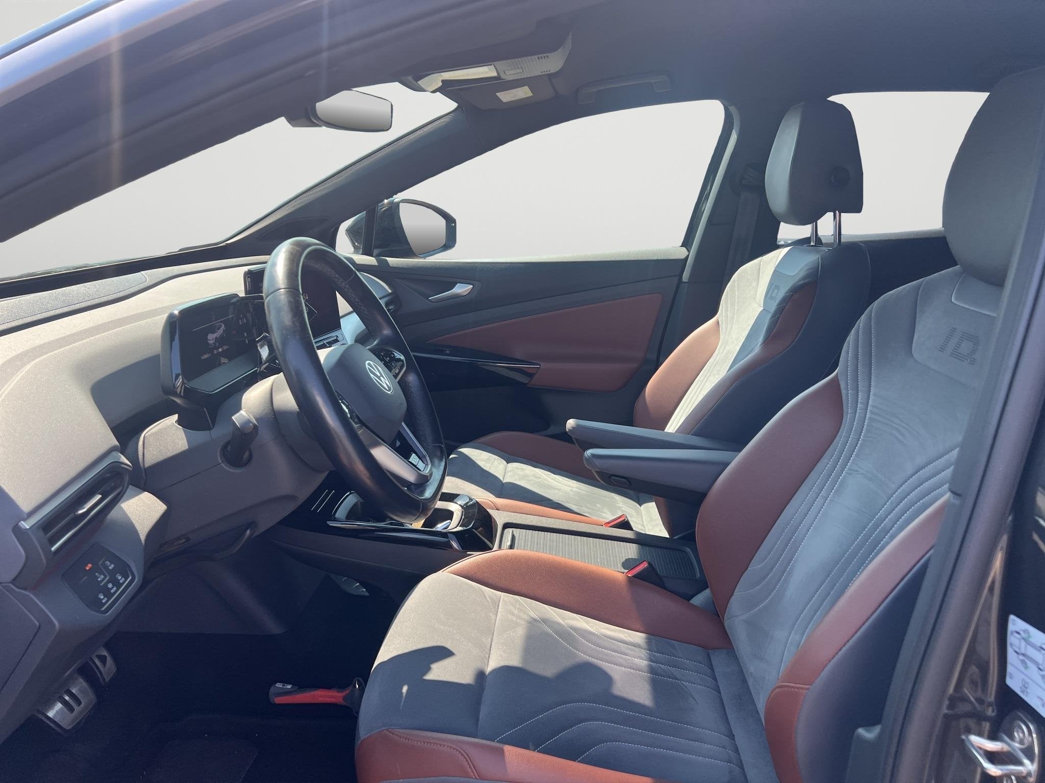 Volkswagen ID.4 First 77 kWh | 204Pk | Trekhaak | Stoelverwa, Auto's, Automaat, Achterwielaandrijving, Gebruikt, Leder en Stof