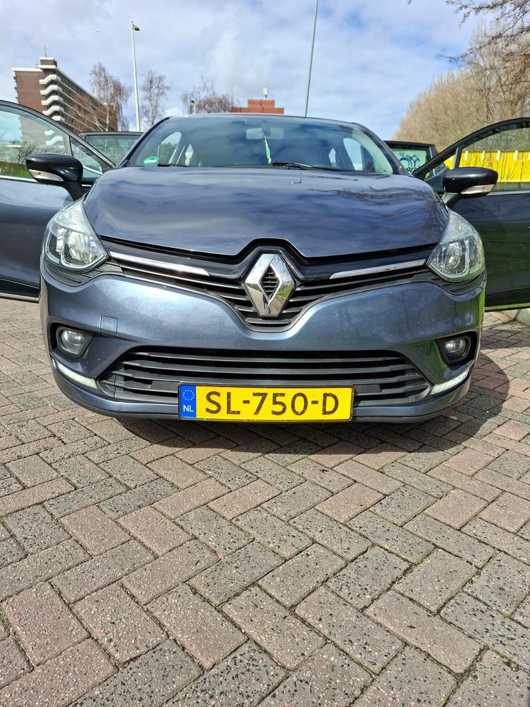 Renault Clio Energy dCi 90pk Eco2 S&S 2018 Grijs, Auto's, Voorwielaandrijving, Origineel Nederlands, 1200 kg, Zilver of Grijs