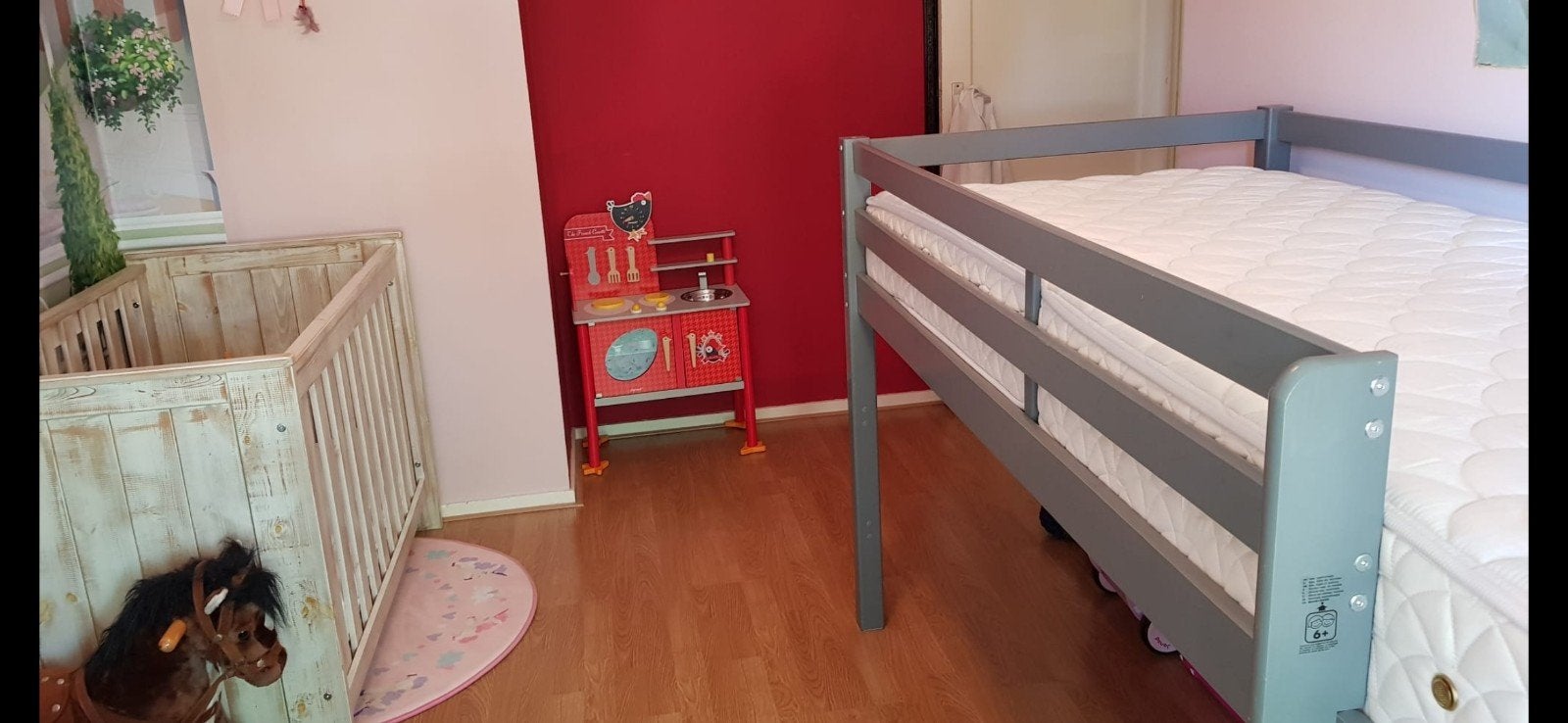 Halfhoogslaper in goede staat (excl. matras), Ophalen