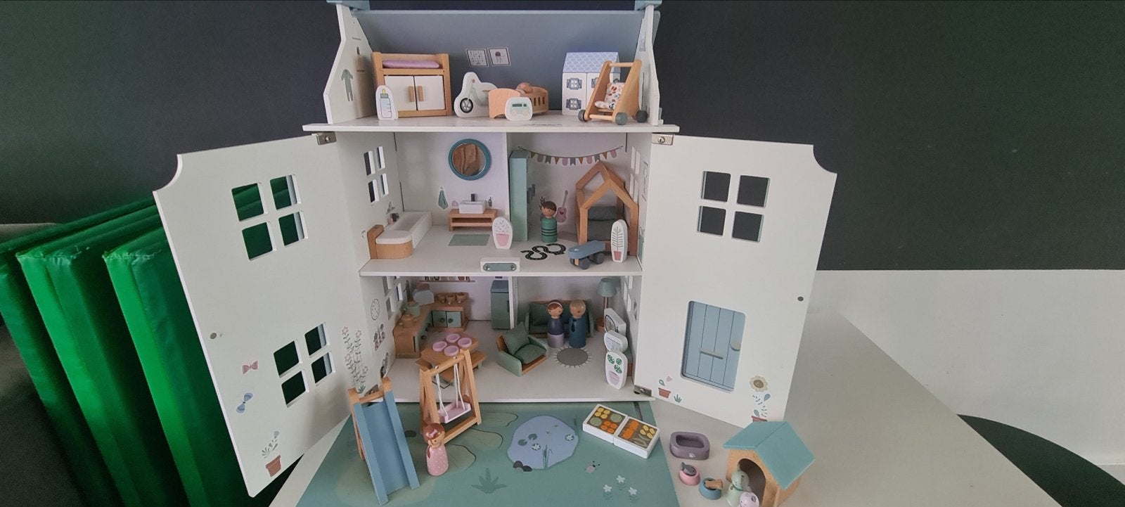Little Dutch Houten Poppenhuis met Meubels en Poppen, Kinderen en Baby's, Speelgoed | Poppenhuizen, Ophalen, Gebruikt, Poppenhuis