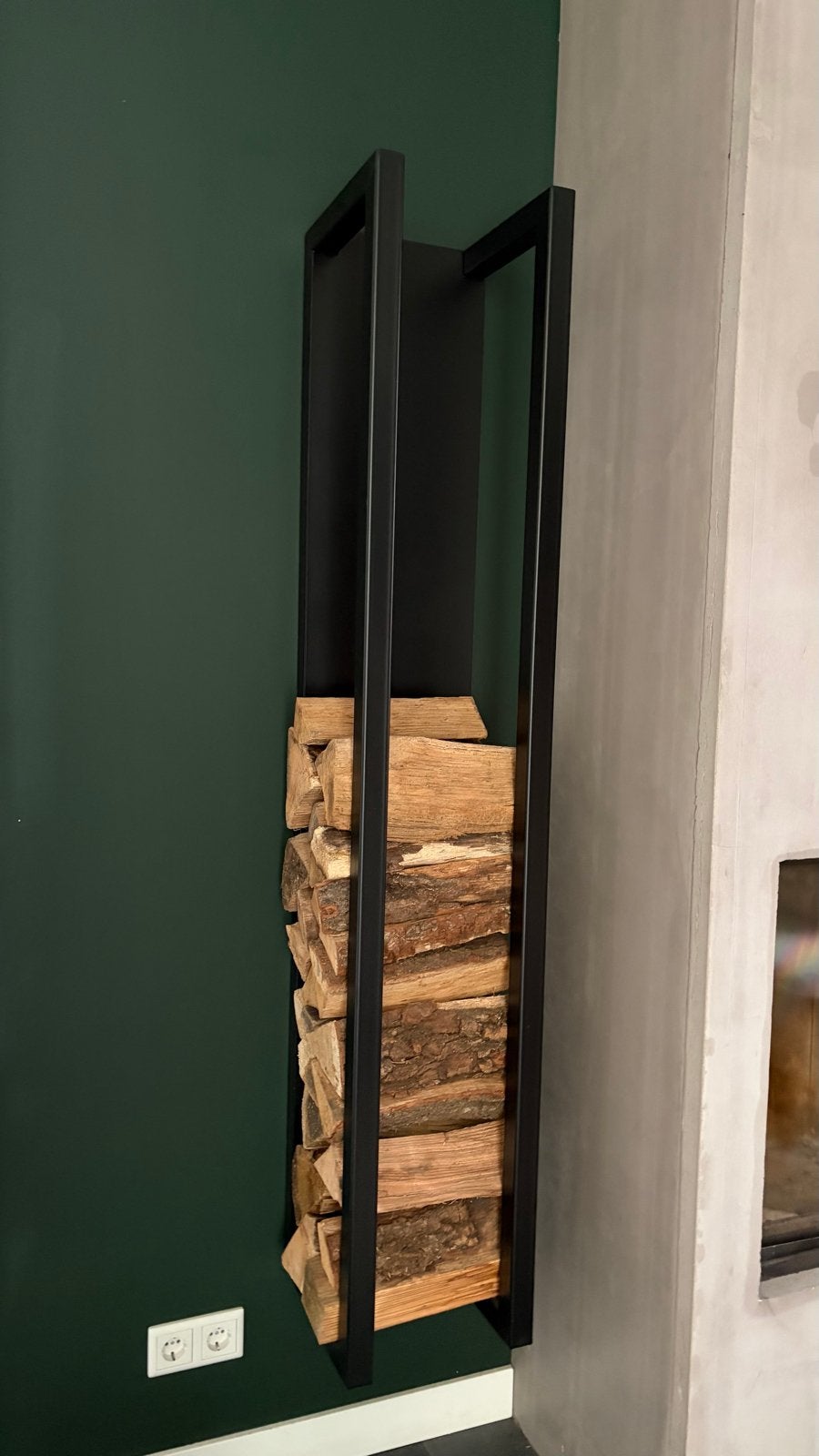 Stijlvol metalen opbergrek voor hout voor in woonkamer, Huis en Inrichting, Ophalen, Hout, Modern, Gebruikt