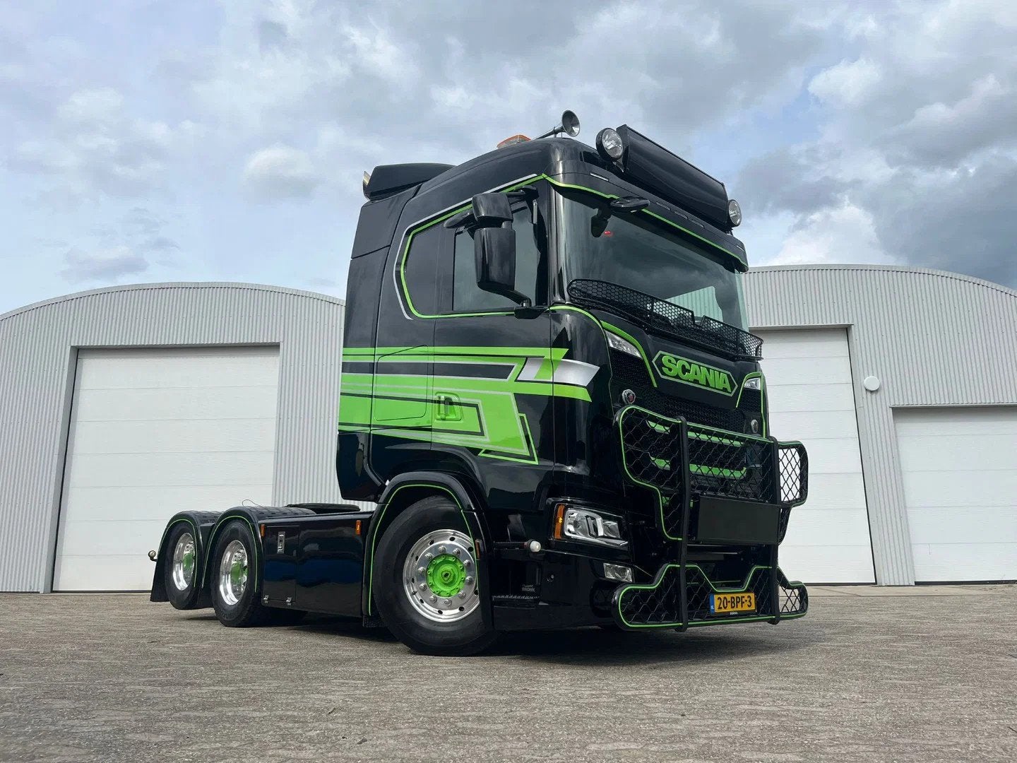Scania S650 V8 NGS 6x2 (bj 2020), Auto's, Automatische klimaatregeling, Euro 6, Scania, Zwart
