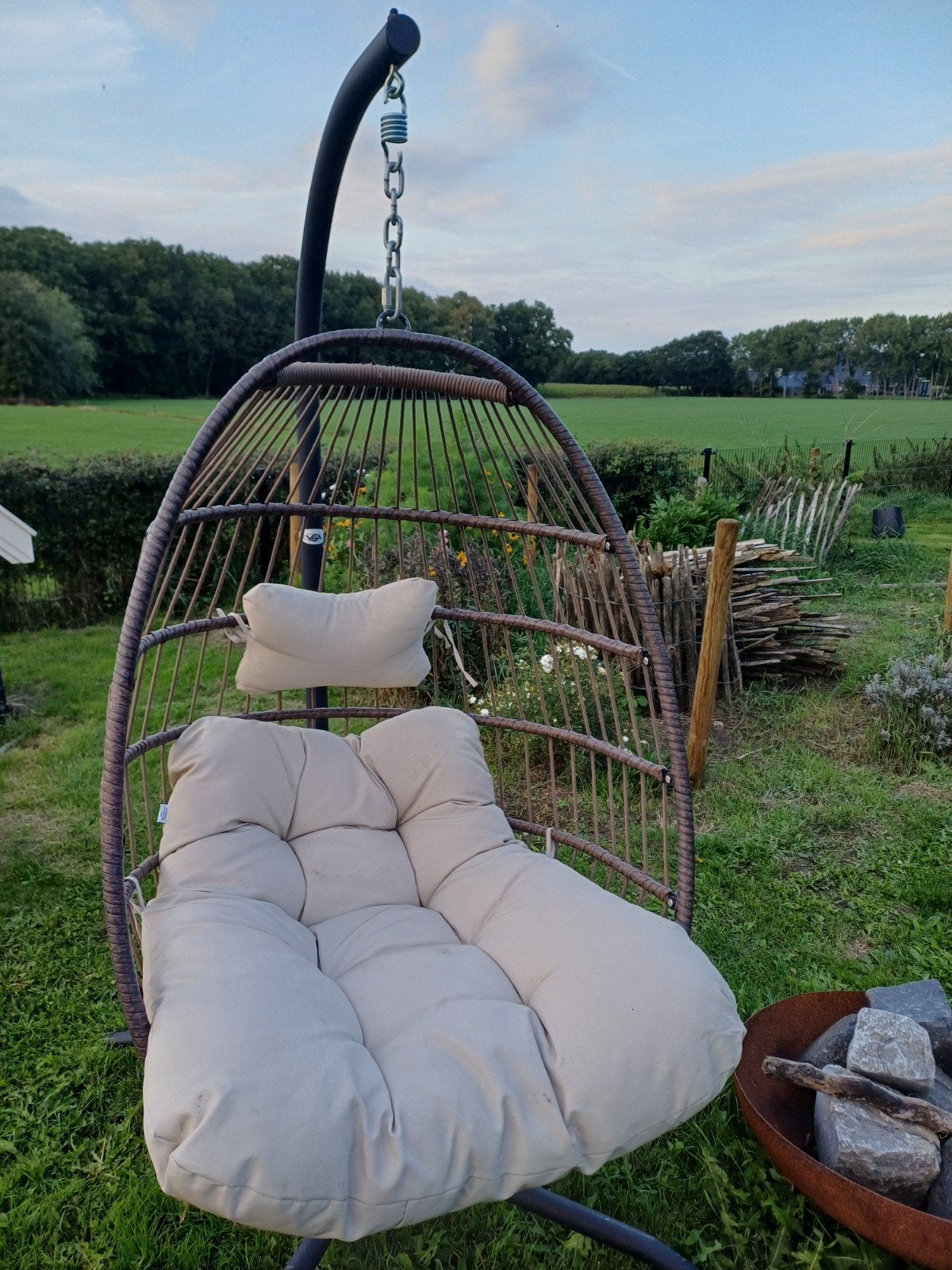 Vita Egg Hangstoel met standaard en kussens, Tuin en Terras, Ophalen, Zo goed als nieuw, Wicker, Inklapbaar