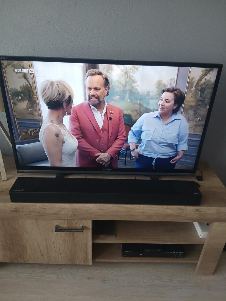 Sharp tv 42inch lcd, Ophalen, 100 cm of meer, 50 Hz, Sharp