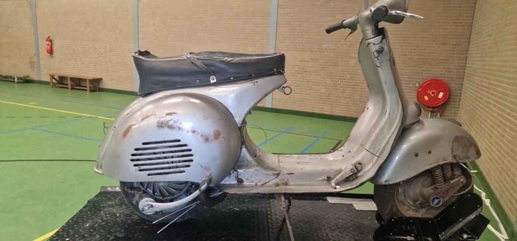 Vespa GS 150 originele lak, Motoren, Motoren | Oldtimers, Scooter