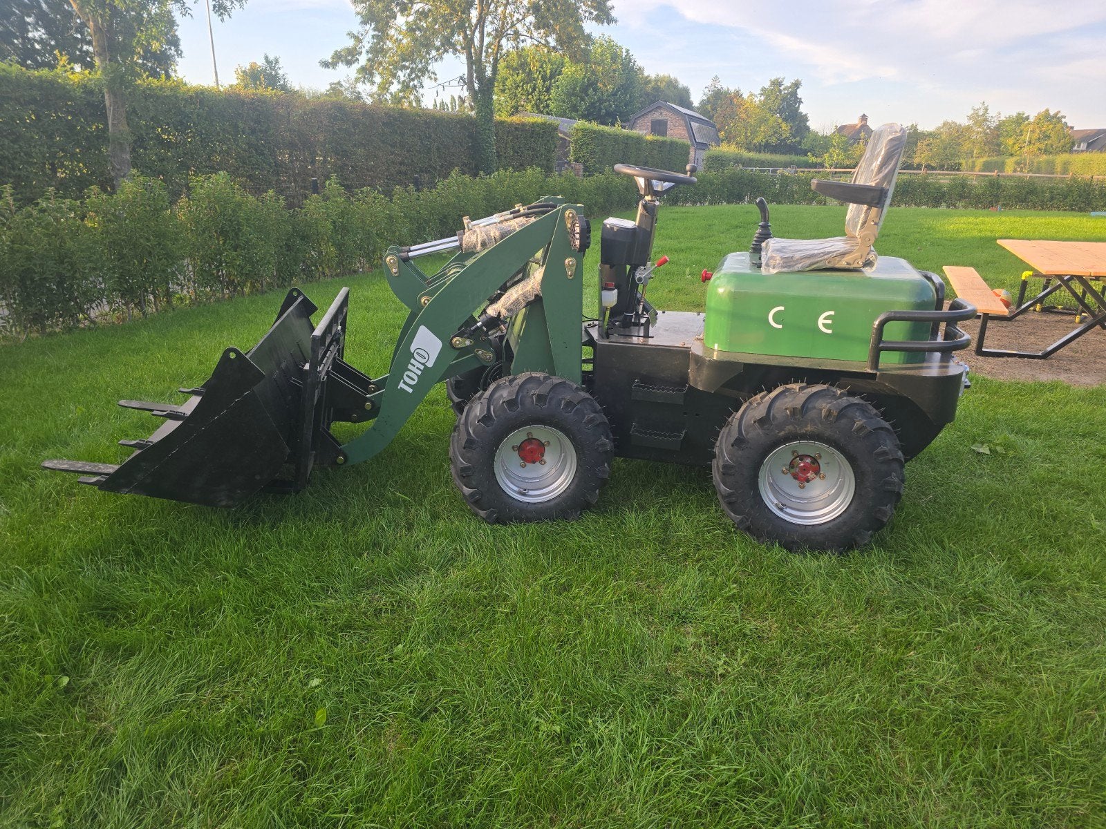 Nieuw: TOHO TH960 Elektrische Shovel – 500kg Hefvermogen, Zakelijke goederen, Agrarisch | Tractoren, Overige merken, Tot 2500