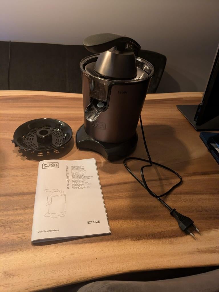Citrus juicer Black&Decker, Ophalen of Verzenden, Zo goed als nieuw, Elektrisch, Citruspers