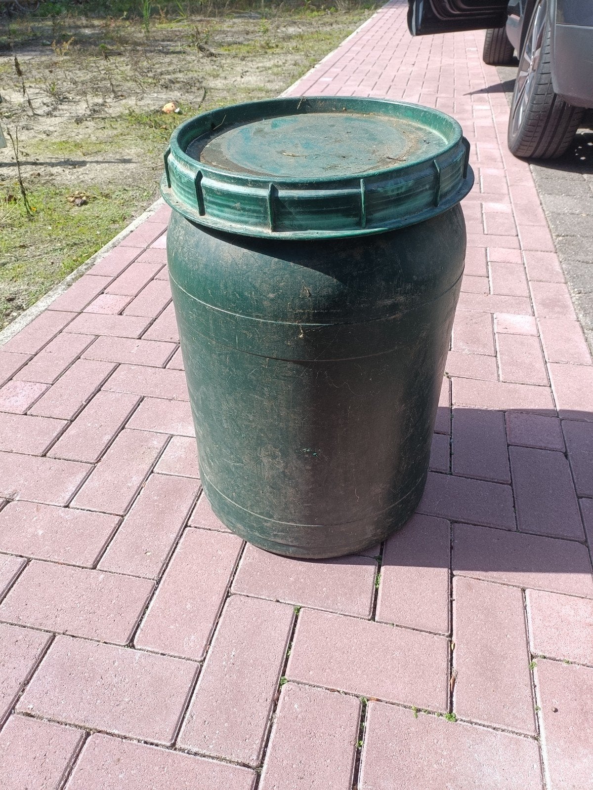 teab voerton met draaideksel, Dieren en Toebehoren, Ophalen