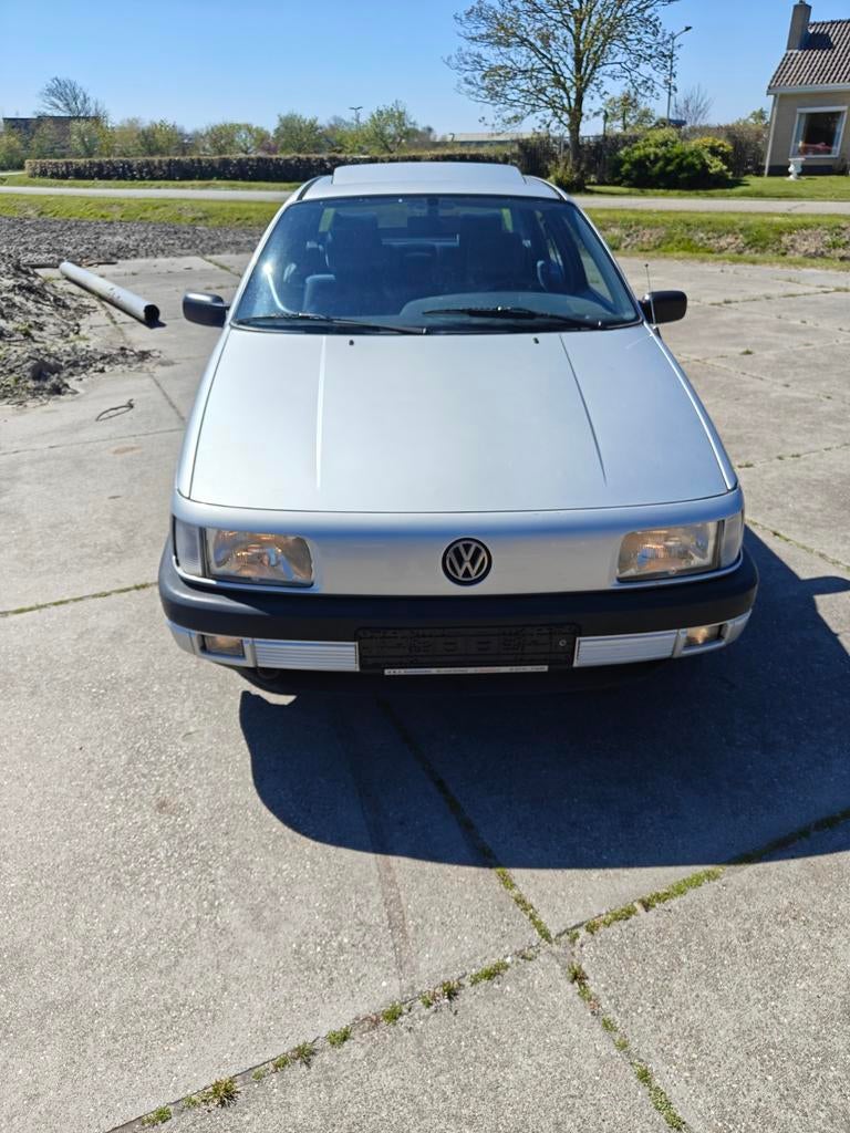 Passat uit 19-94 1600 automaat, Auto's, Oldtimers, Stof, Particulier, Blauw, Sedan