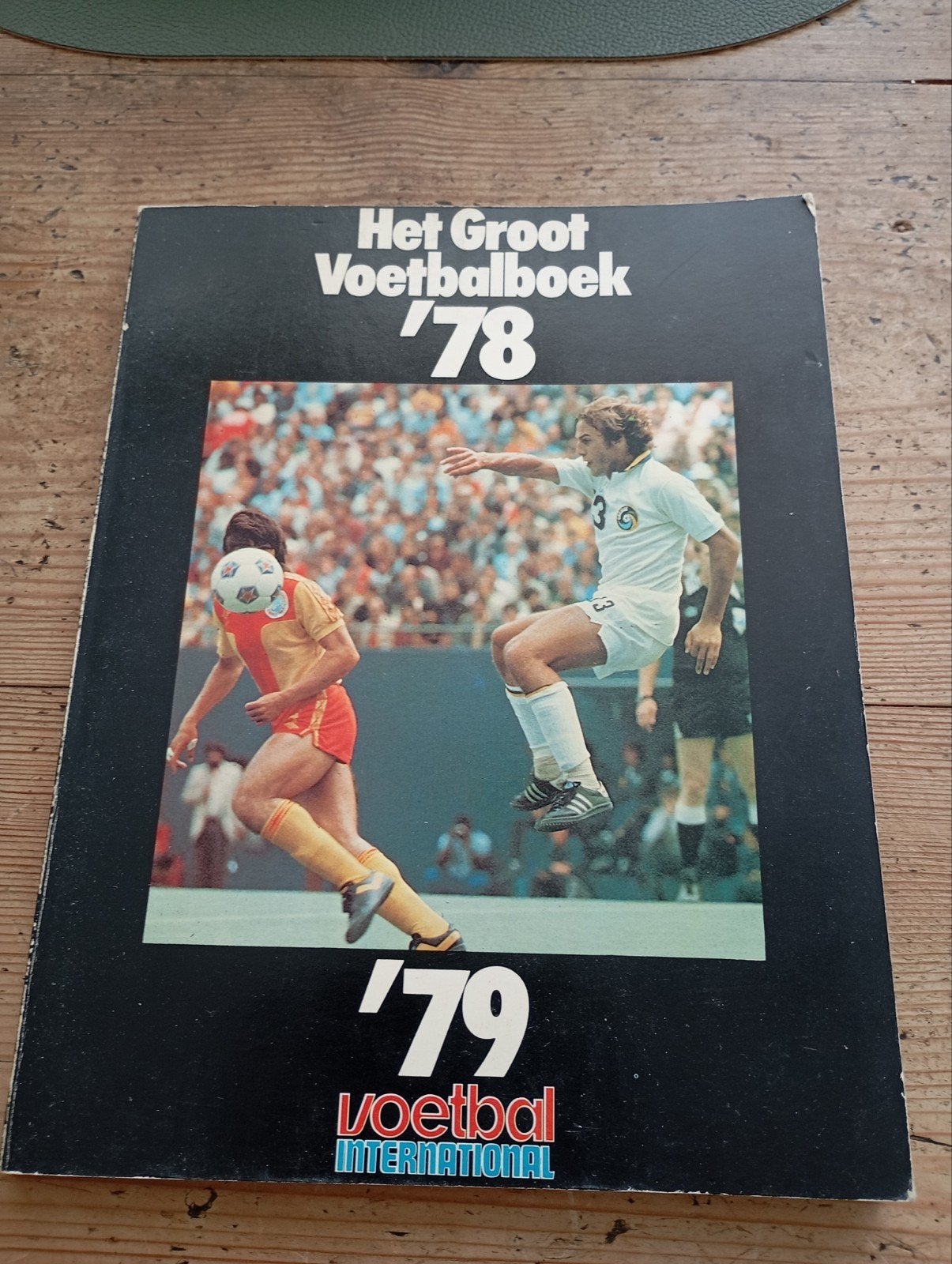 Vintage Het Groot Voetbalboek '78-'79 voetbal International, Ophalen of Verzenden, Gebruikt, Boek of Tijdschrift