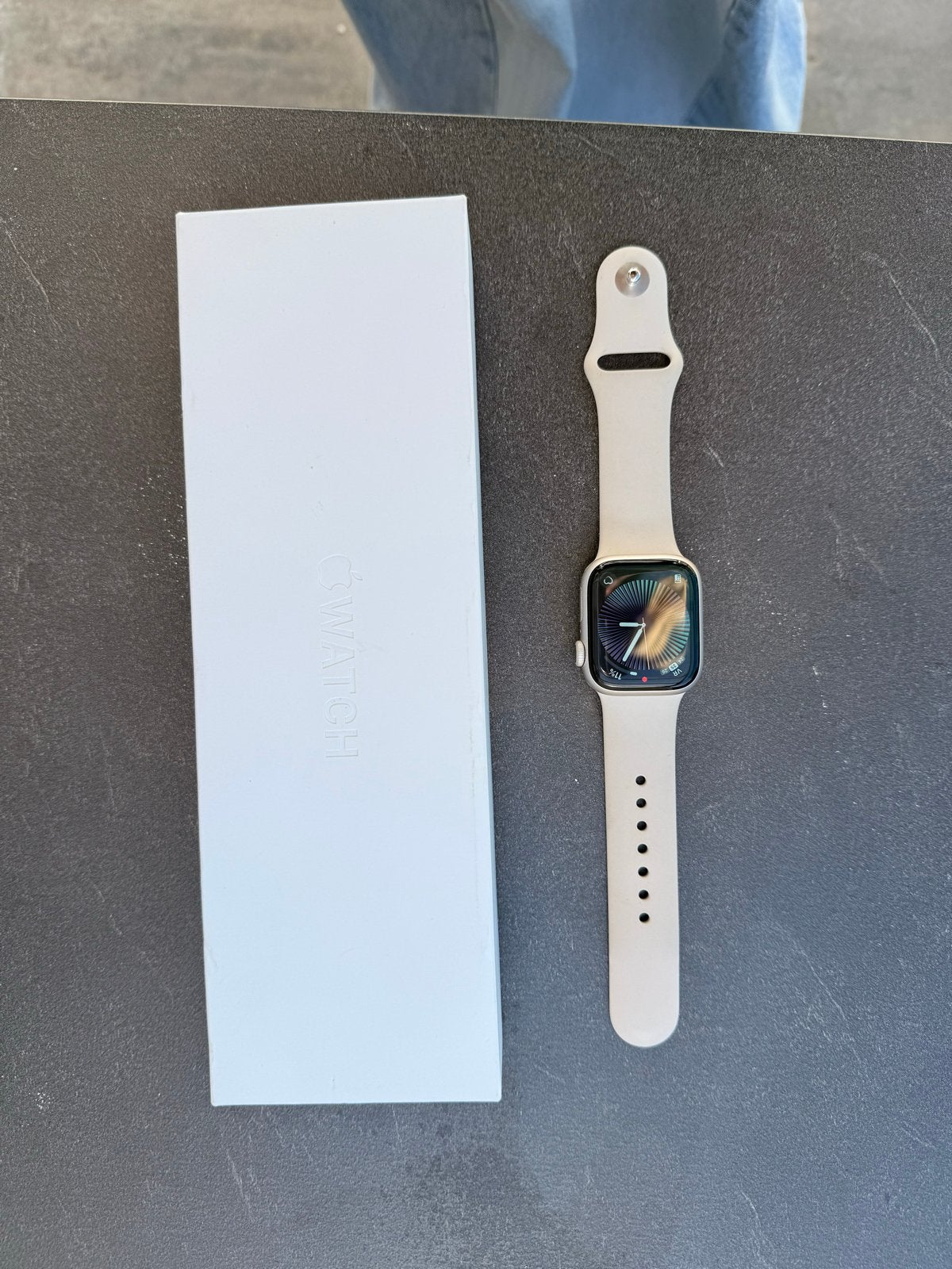 Apple Watch Series 9 Starlight 41mm - Zo goed als nieuw, Overige materialen, Polshorloge, Kunststof, Zo goed als nieuw