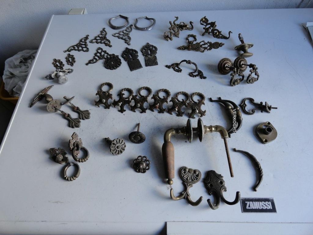 Ladenknopjes, ladengreepjes etc antiek, Antiek en Kunst, Curiosa en Brocante, Ophalen of Verzenden