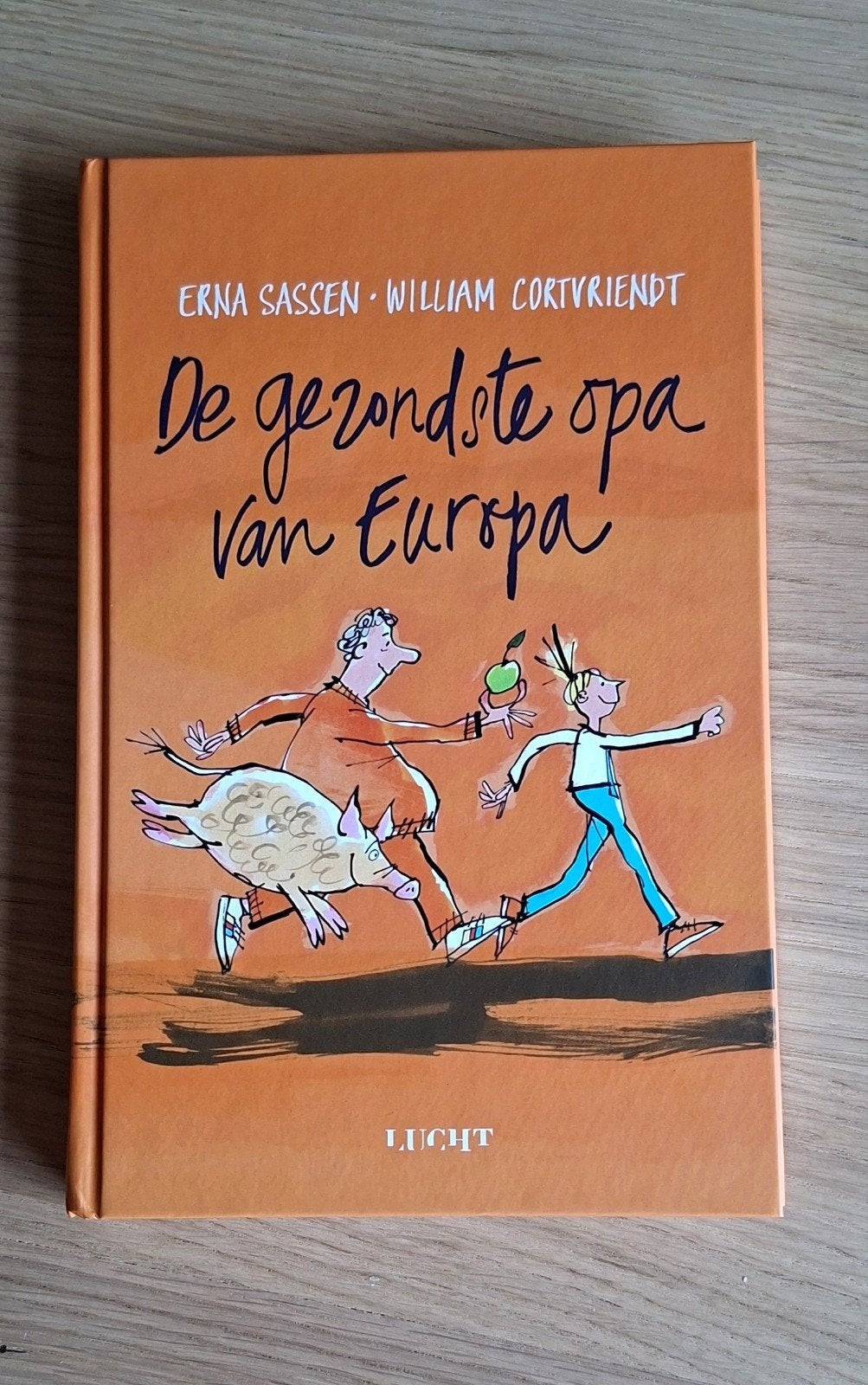 Erna Sassen - De gezondste opa van Europa, Boeken, Ophalen of Verzenden, Zo goed als nieuw, Erna Sassen; William Cortvriendt