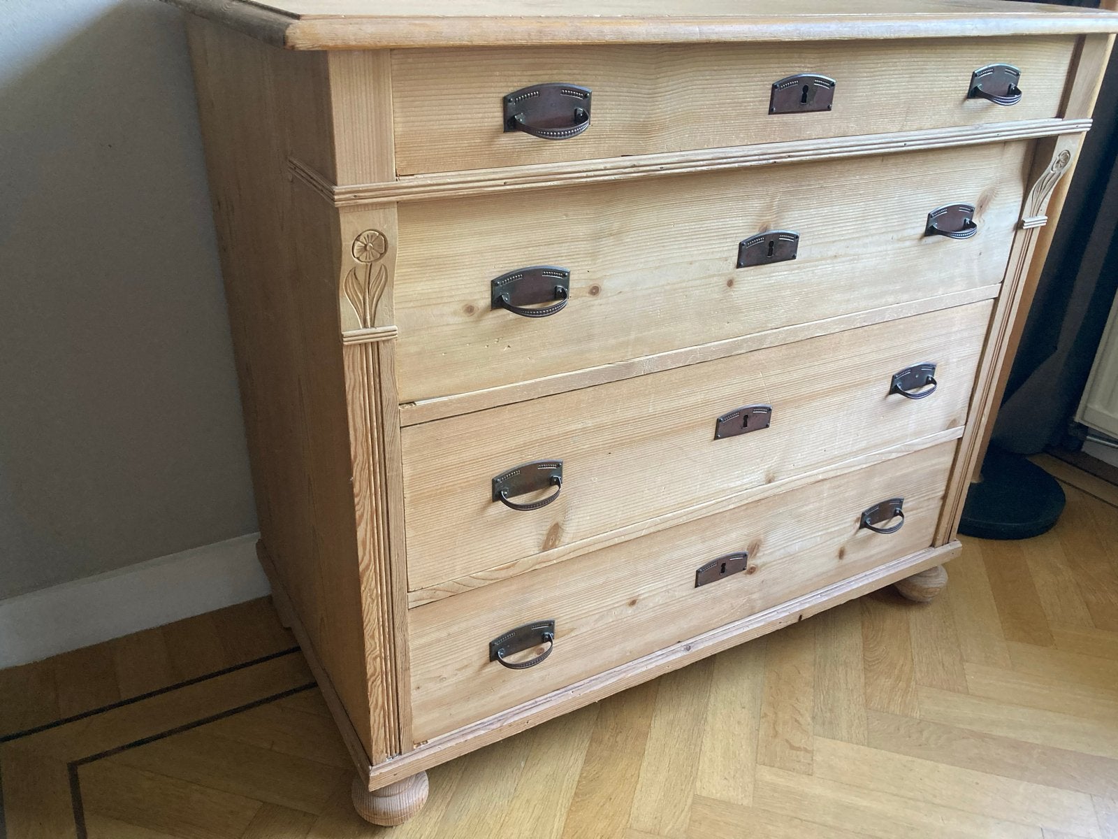 Antieke brocante grenen  comode - 105 cm breed, 90 cm hoog, Ophalen
