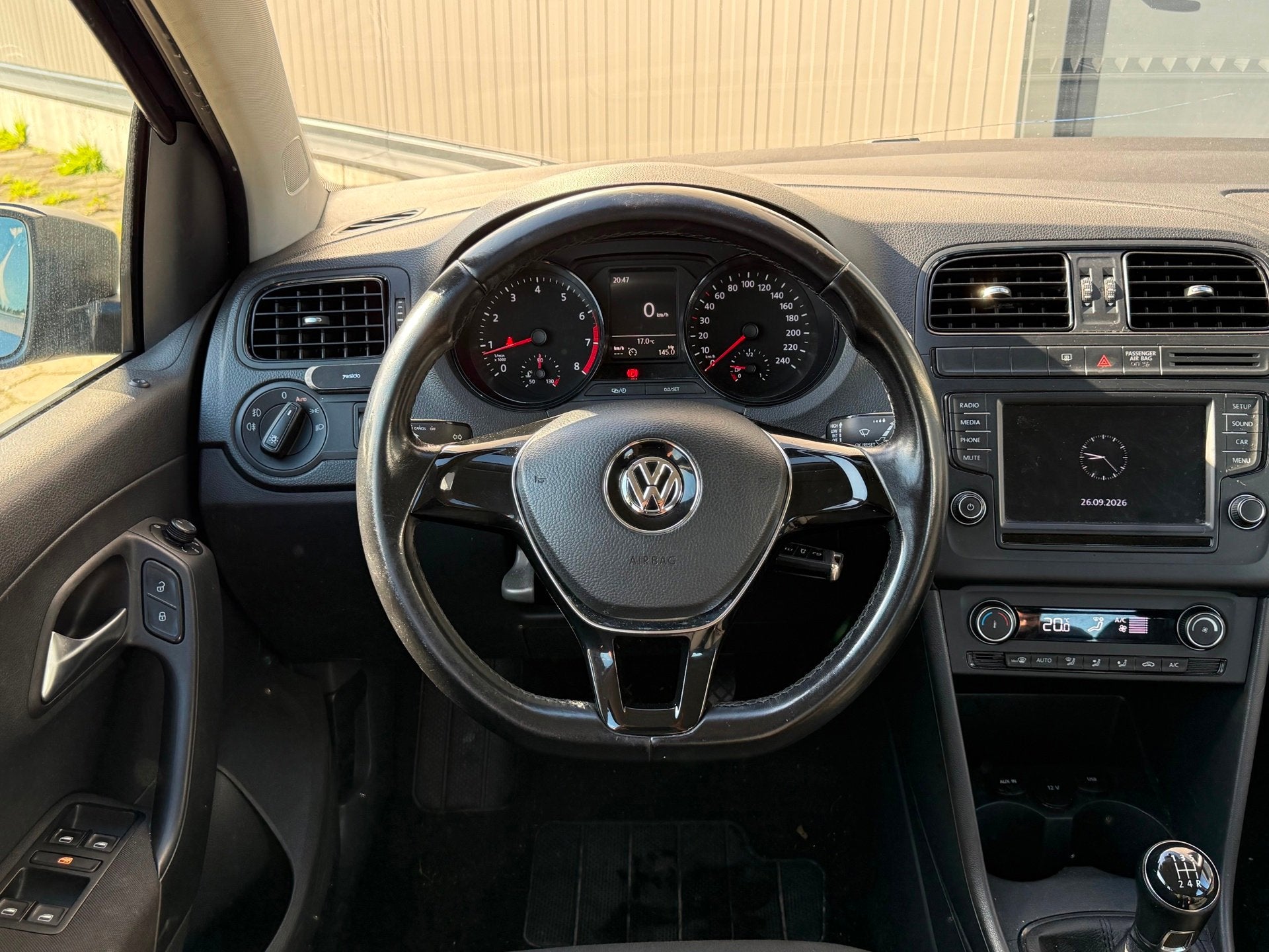 Foto 7 van Volkswagen Polo 1.2 Facelift, Cruise Contr. Navi etc!