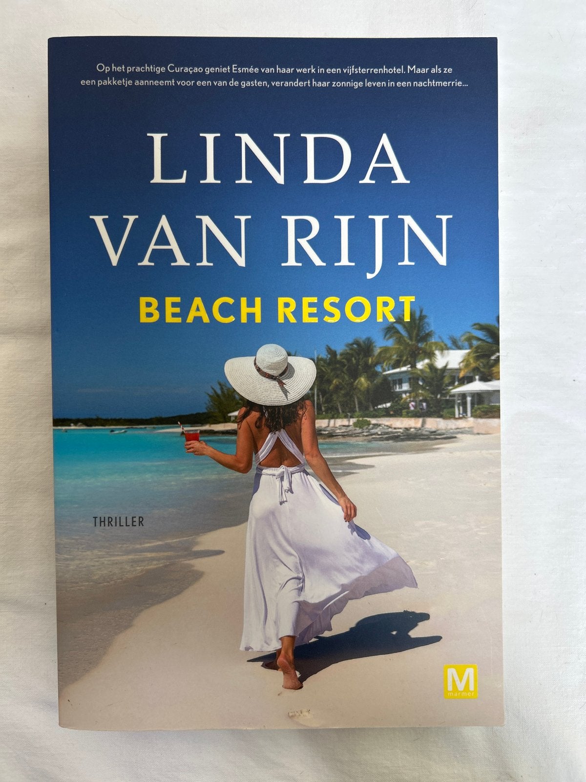 Linda van Rijn - Beach Resort (Thriller), Ophalen of Verzenden, Nieuw, Nederland