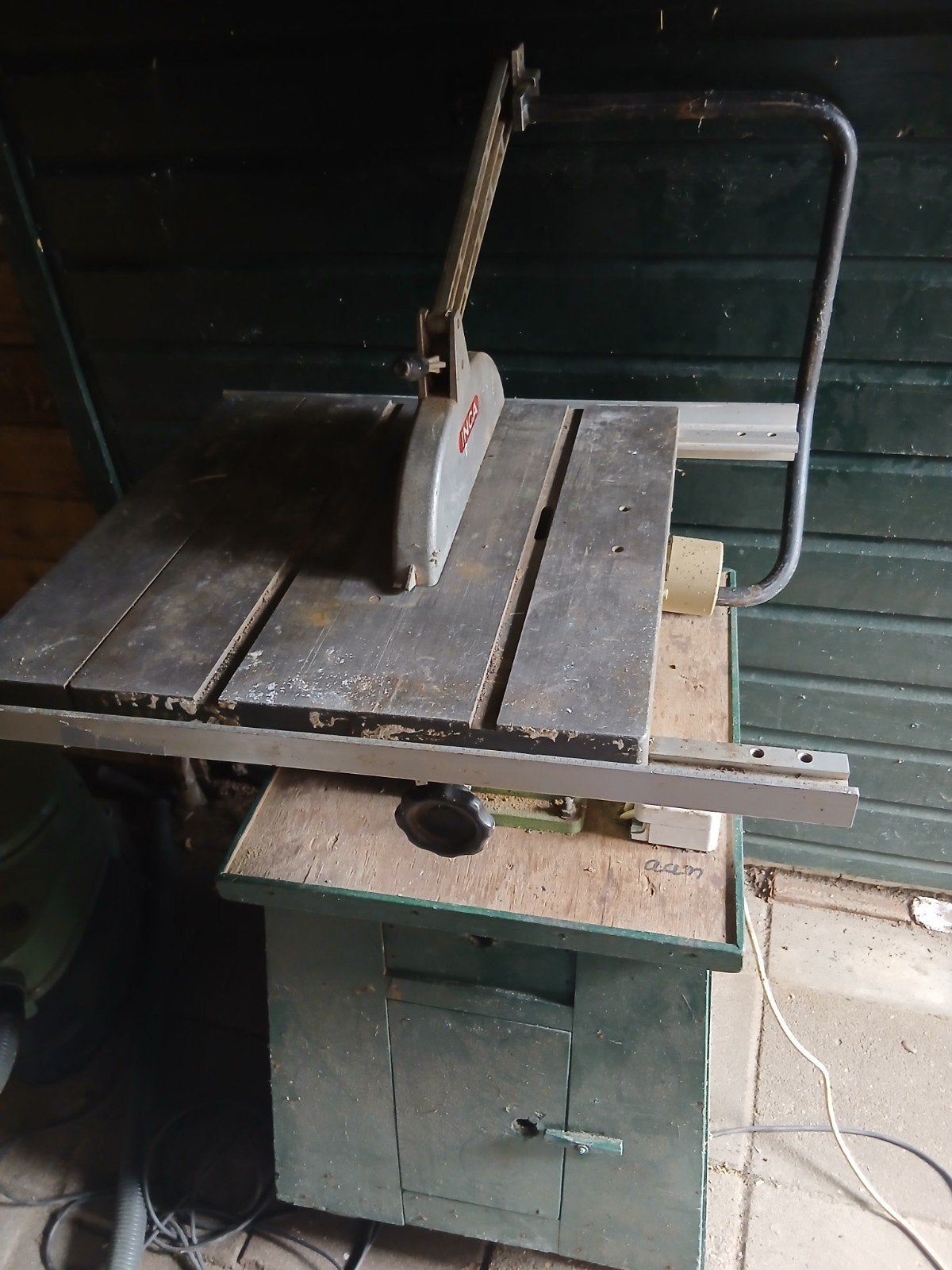 Inca Cirkelzaag op onderstel - Krachtige zaagmachine, Doe-het-zelf en Verbouw, Ophalen, Gebruikt, Cirkelzaag, 70 mm of meer