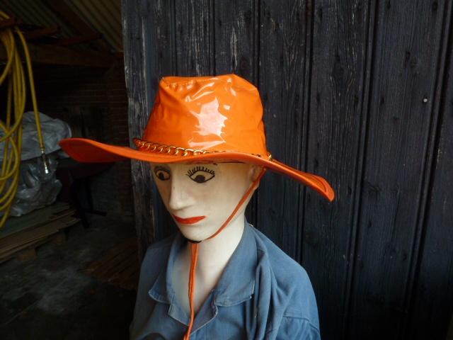 WK voetbal  Oranje hoedjes / mutsen, Ophalen, Nieuw, Oranje of Koningsdag