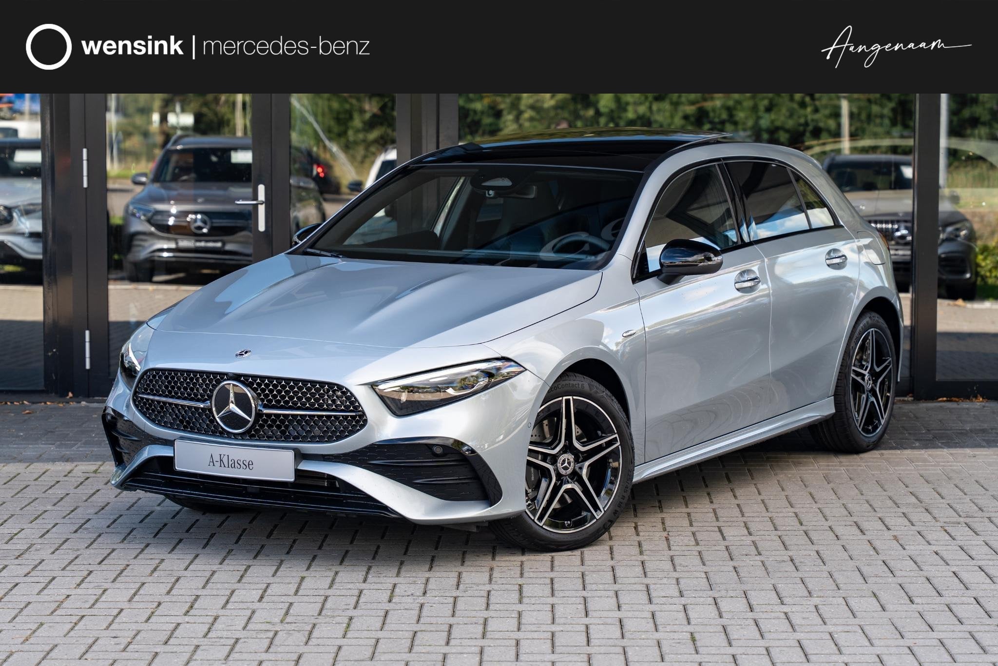 Mercedes-Benz A-klasse 250e Business Solution AMG | Panorama