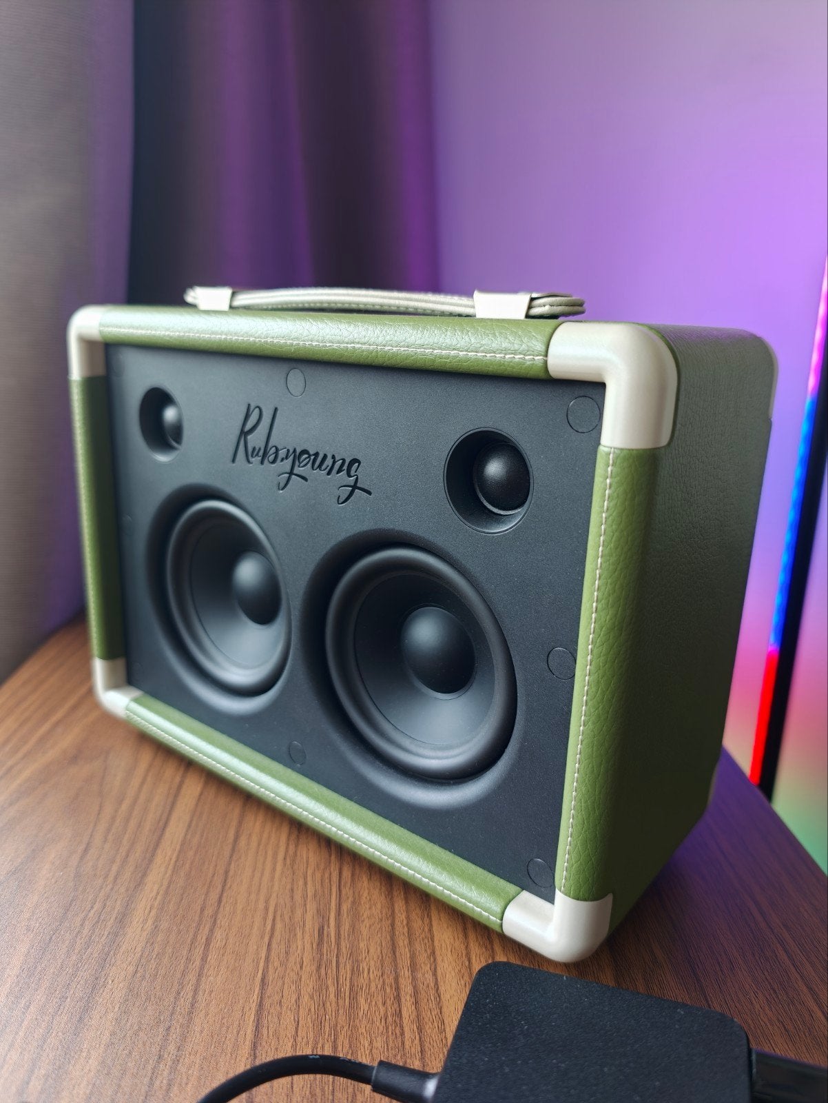 Rubyoung M430 Bluetooth speaker met lader