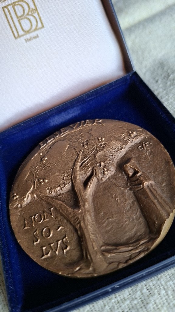 legpenning in doos 100 jaar Winkler Prins, Postzegels en Munten, Penningen en Medailles, Ophalen of Verzenden, Brons, Nederland