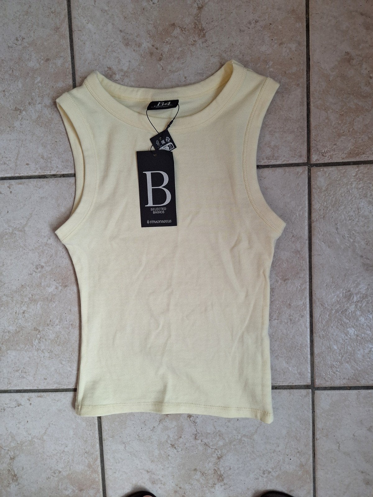 Nieuw Stradivarius Top Maat M, Maat 38/40 (M), Overige kleuren, Nieuw, Ophalen of Verzenden