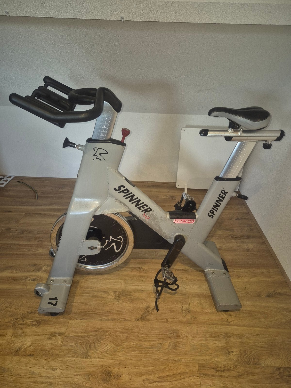 Spinningfiets, Sport en Fitness, Fitnessapparatuur, Ophalen, Gebruikt, Metaal, Spinningfiets