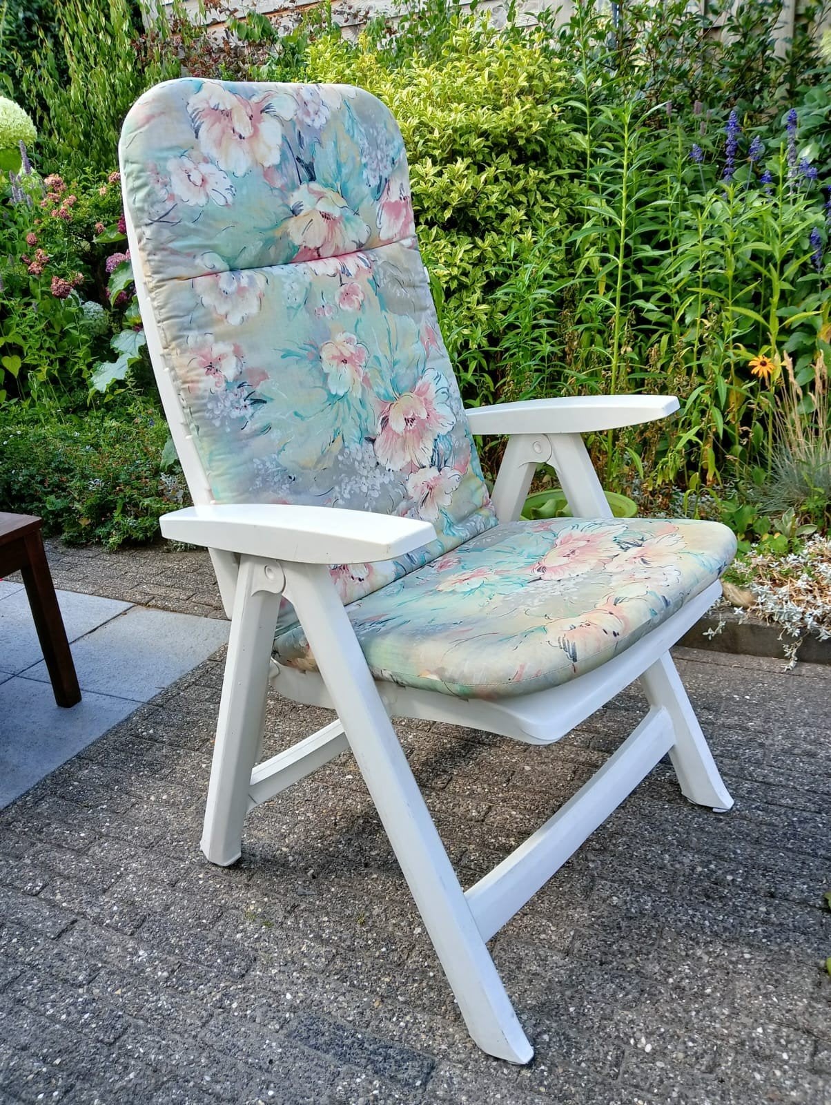4 Hartman tuinstoelen met kussens, Ophalen