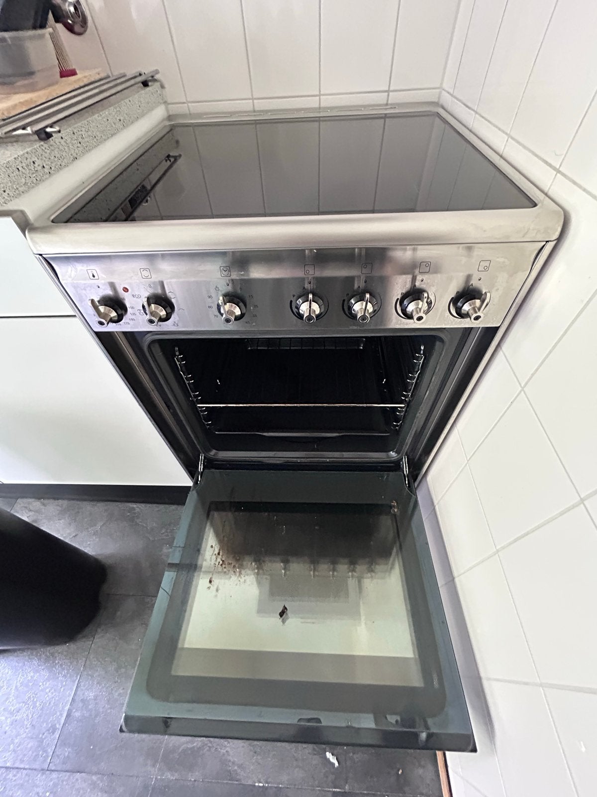 Smeg Fornuis CX60ISV9 met Inductiekookplaat en Oven, Ophalen, Hete lucht, 60 cm of meer, 4 kookzones