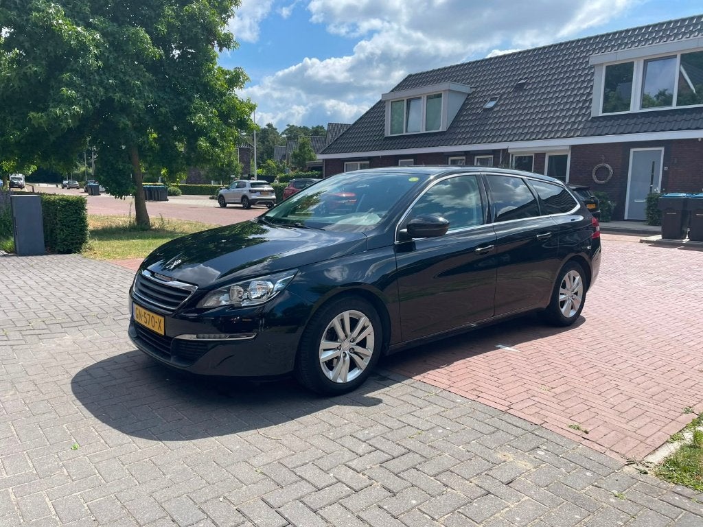 Peugeot 308 1.6 Bluehdi 120pk 2015 Zwart, Auto's, Peugeot, Voorwielaandrijving, Stof, 4 cilinders, Zwart