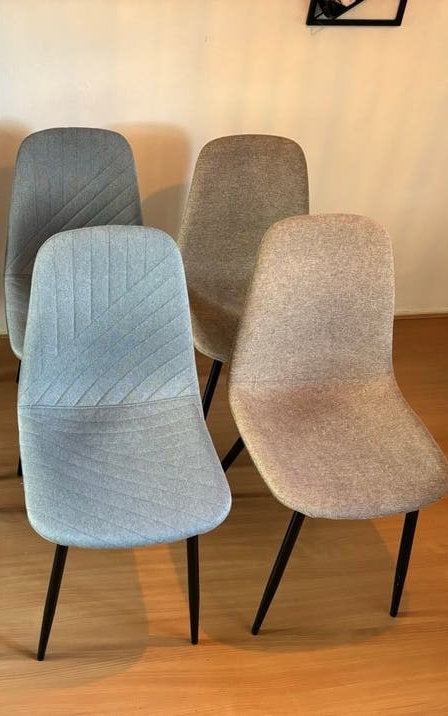 Jysk eetkamerstoelen, Ophalen, Gebruikt, Vier