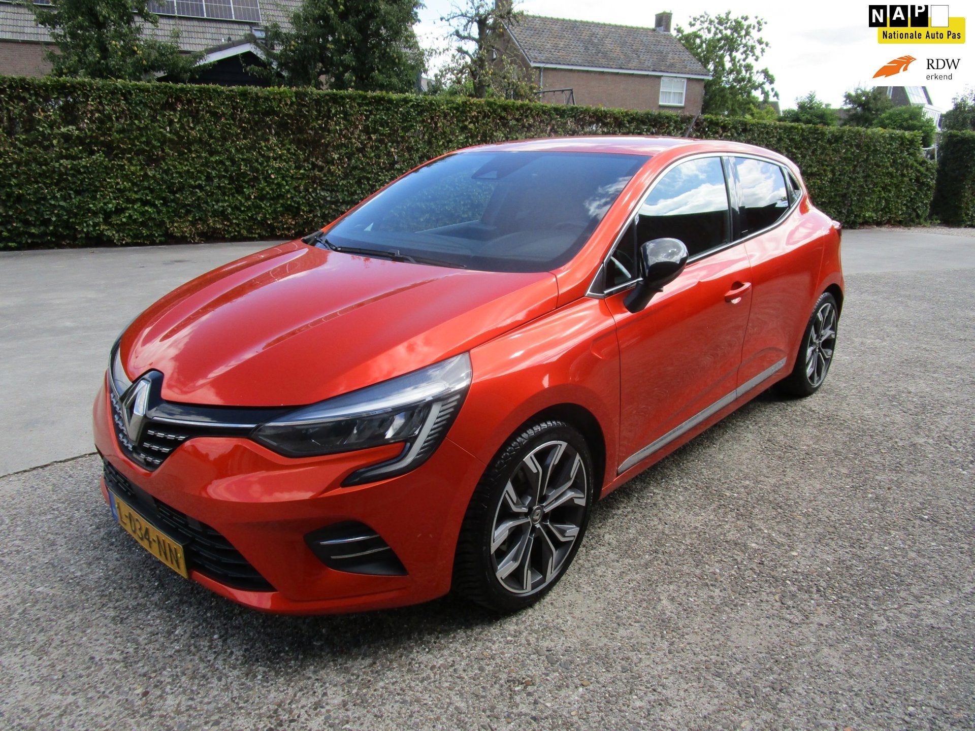 Renault Clio 1.6 E-Tech Hybrid 140 Intens 1eig navi cam 2021, Auto's, 28 km/l, Gebruikt, Euro 6, Origineel Nederlands