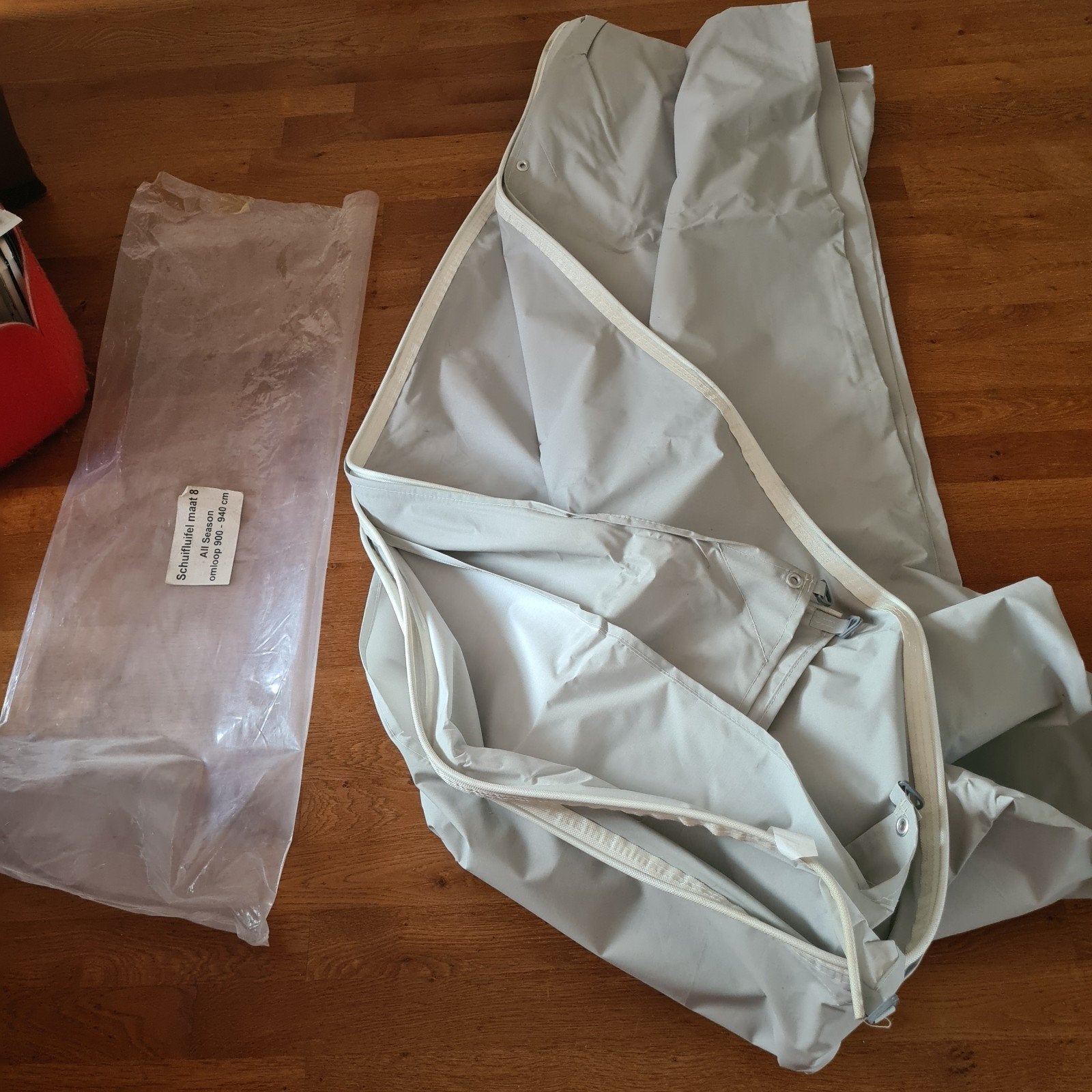 Schuifluifel all season voor caravan. Size 8, 900-940 cm., Ophalen of Verzenden, Zo goed als nieuw