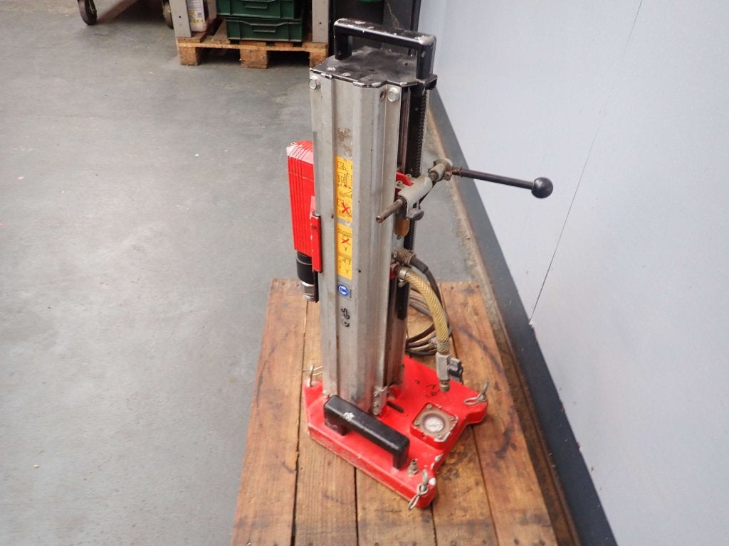 Hilti DCM 1 Diamantboormachine / Kernboormachine / Vacuum, Doe-het-zelf en Verbouw, Niet ingevuld, Hilti, Overige typen, Niet ingevuld