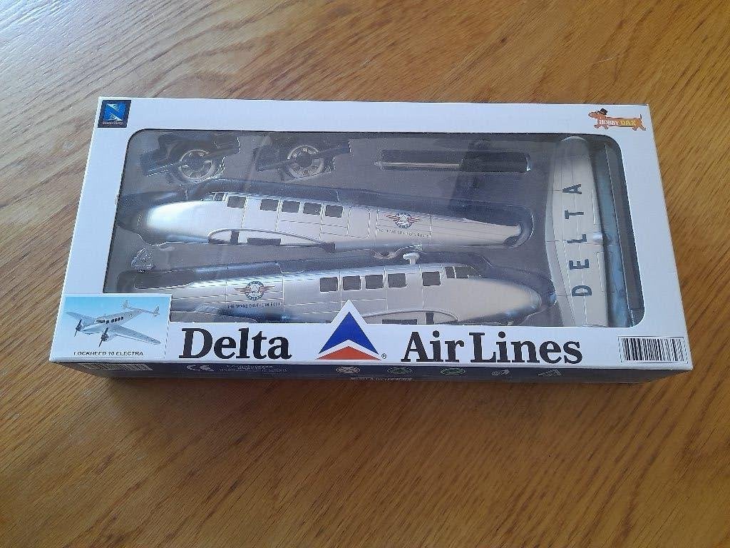 NewRay Lockheed 10 Electra Delta Air Lines, Overige merken, Ophalen of Verzenden, Zo goed als nieuw, Groter dan 1:72