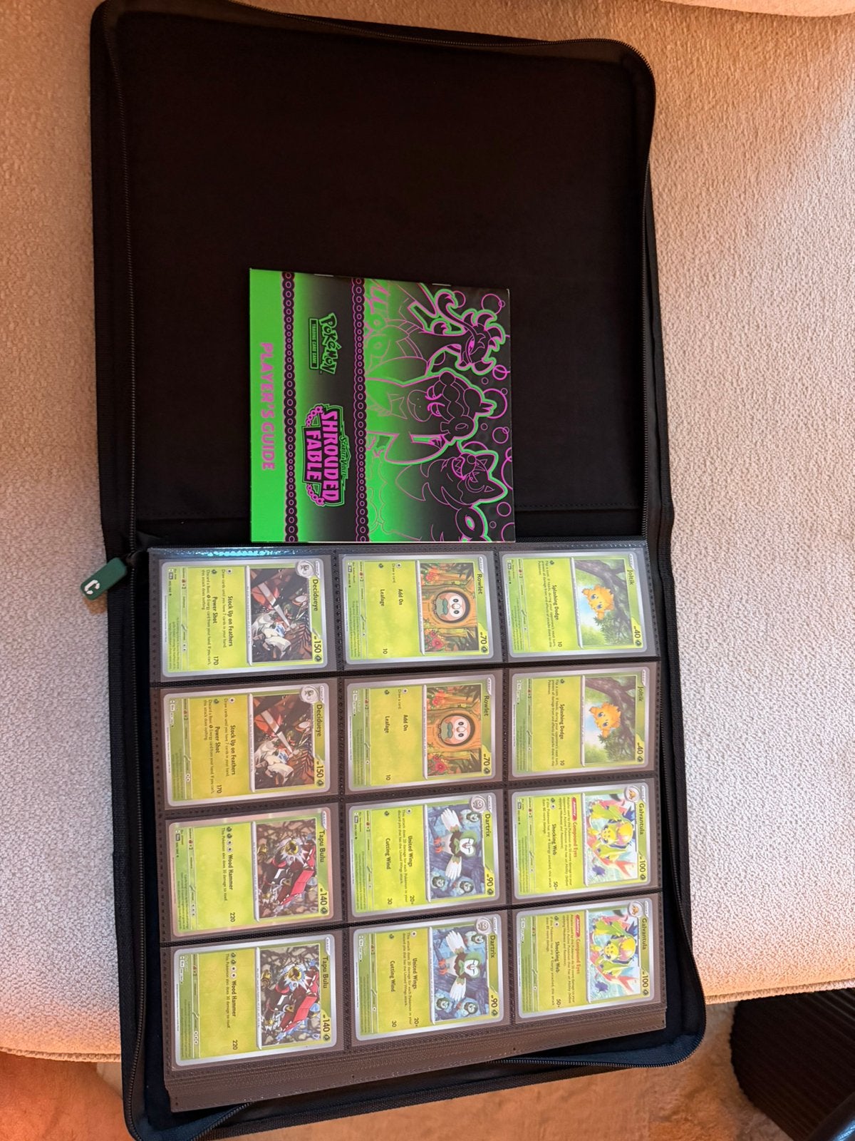 Complete Base Set Shrouded Fable, Ophalen of Verzenden, Zo goed als nieuw, Meerdere kaarten