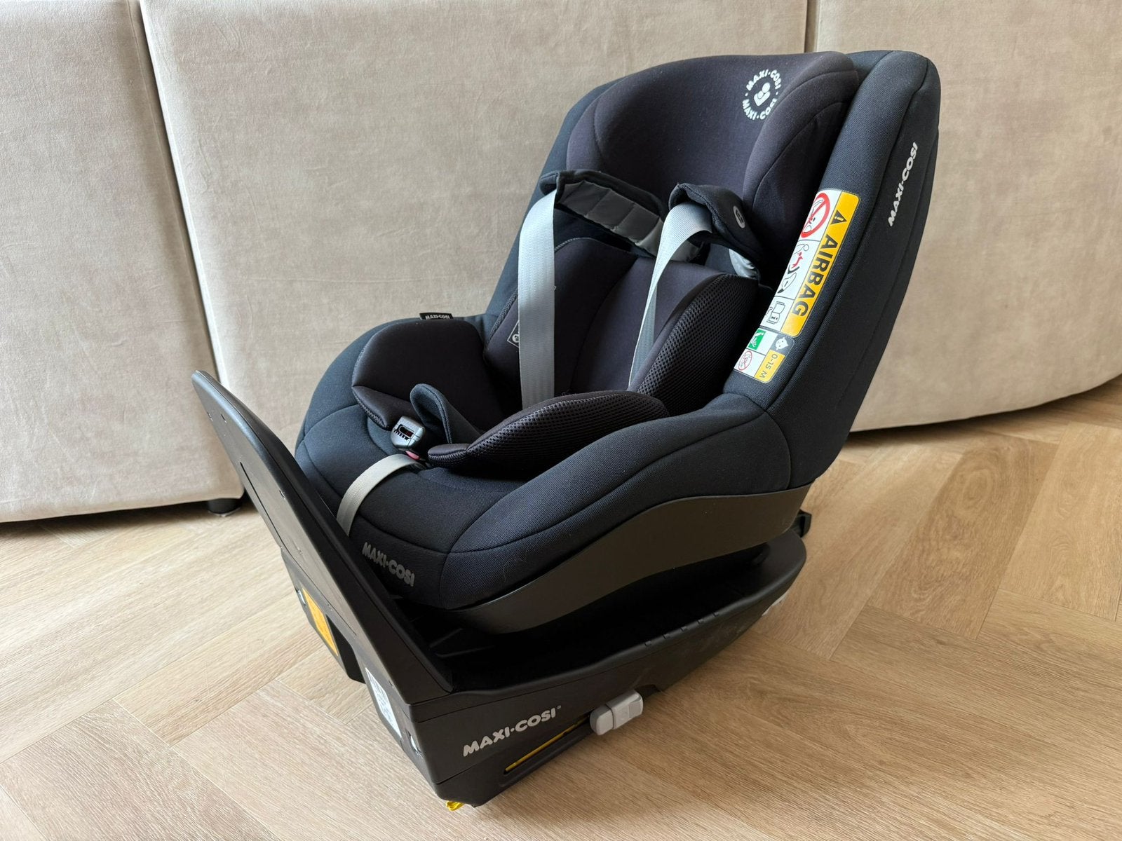 Maxi Cosi Pearl Pro2 i-size autostoel met base complete set, Ophalen, 9 t/m 18 kg, Zo goed als nieuw, Isofix