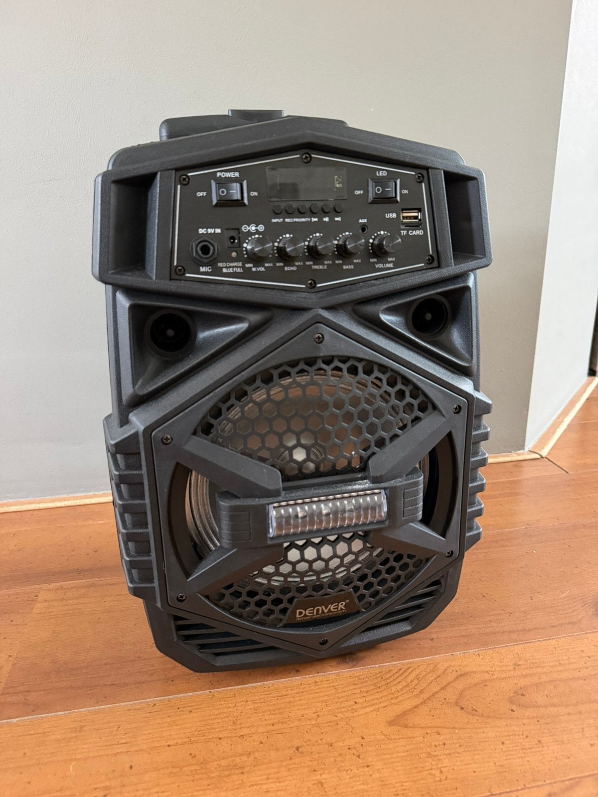 Denver TSP-110 bluetooth trolley speaker, Gebruikt, Inclusief kabels, Speakerset, Minder dan 60 watt