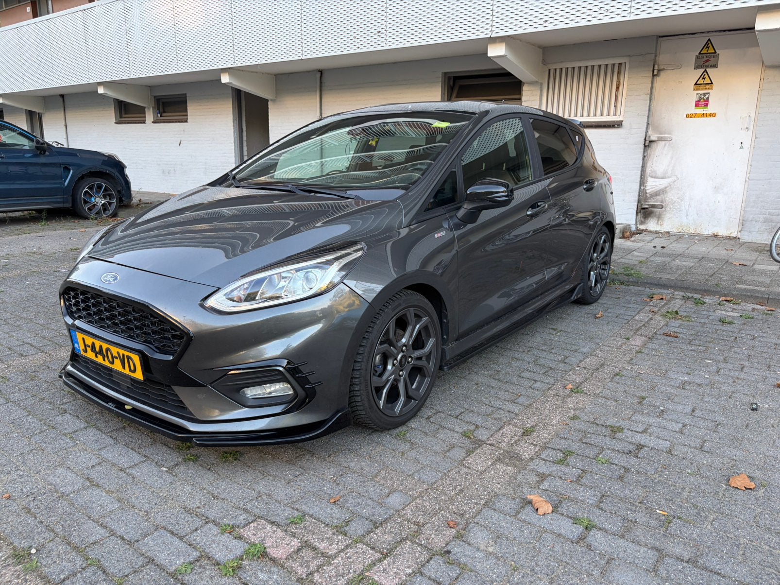 Ford Fiësta 1.0 Ecoboost, Voorwielaandrijving, 40 €/maand, Zwart, 23 km/l