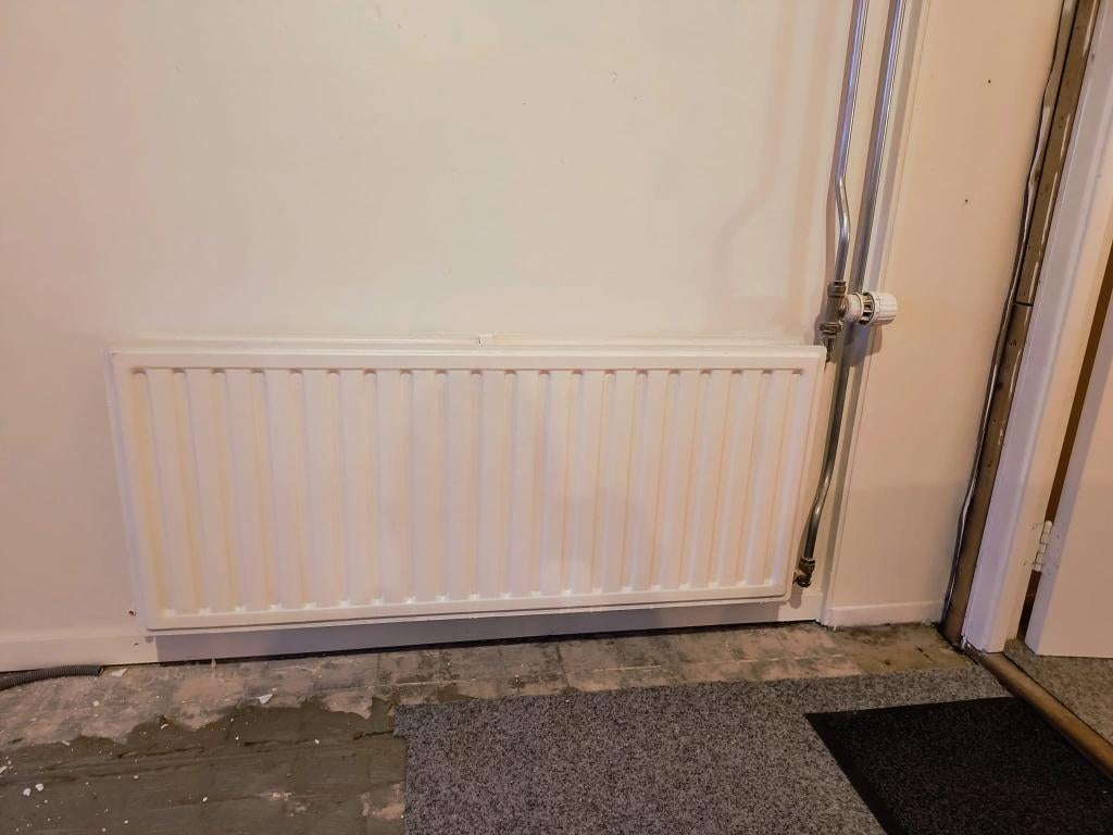RADIATOREN €80,00 per stuk, Ophalen, 30 tot 80 cm, Gebruikt, Radiator