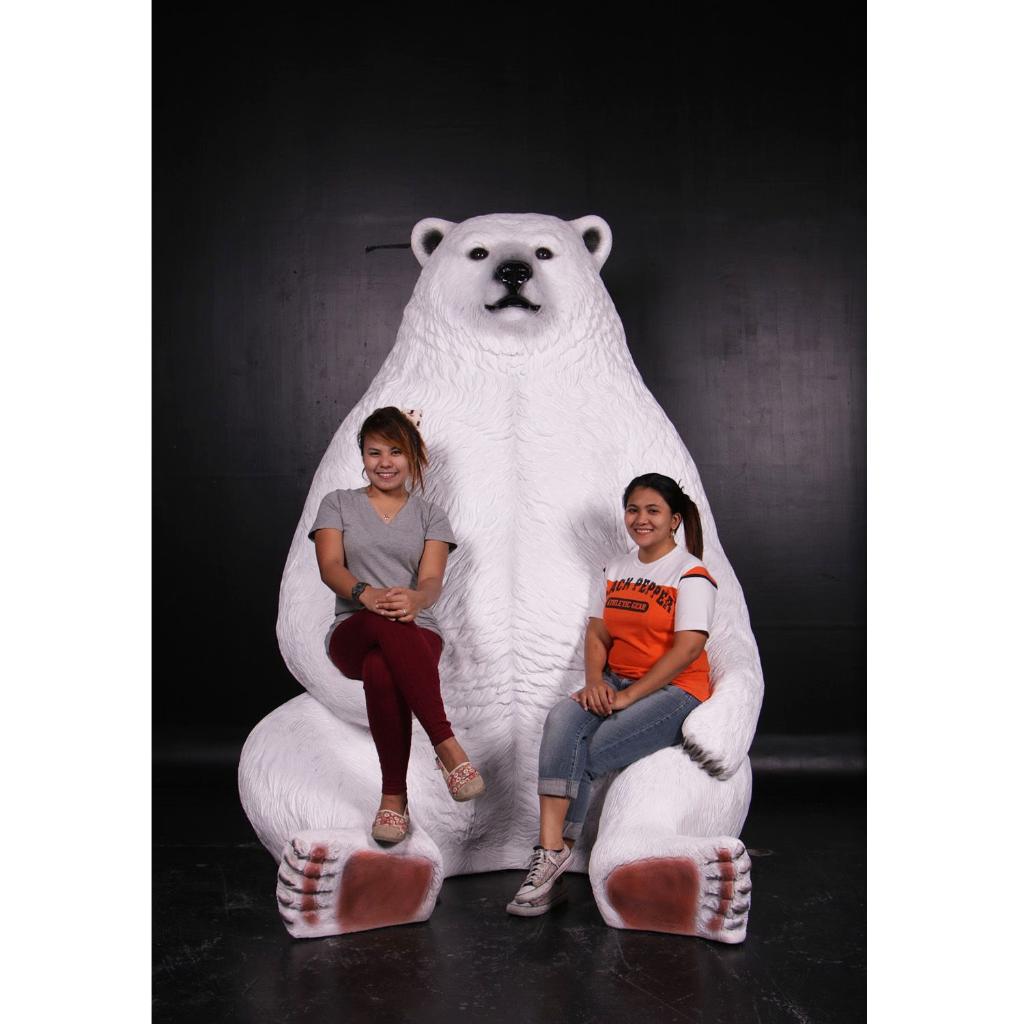 Sitting Polar Bear Jumbo – IJsbeer beeld Hoogte 226 cm