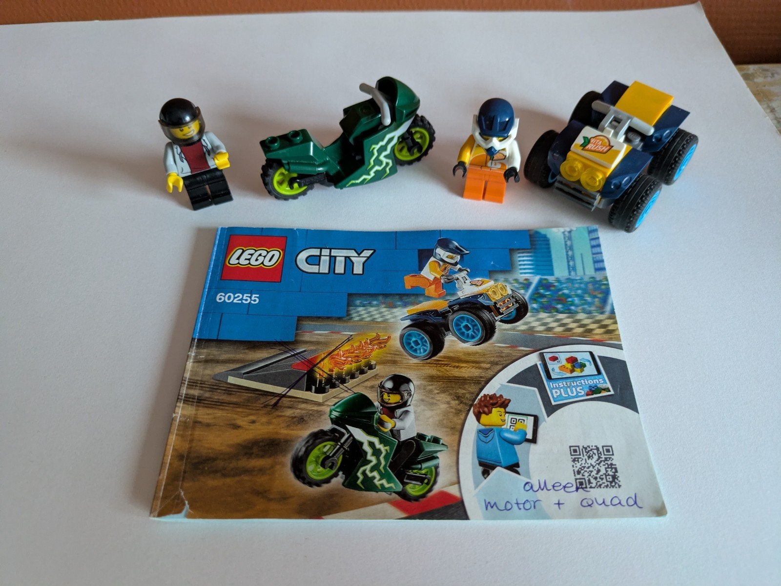 LEGO City 60255 Race Motor en Quad (mist vuurspringplank), Ophalen of Verzenden, Gebruikt, Overige merken