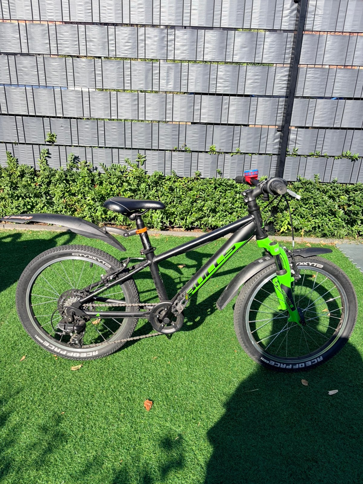 Bulls 20 inch kinderfiets zwart/groen, Ophalen, Gebruikt, Velgrem, Overige merken