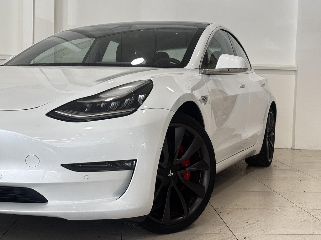 Tesla Model 3 Performance AWD 75 kWh | 89% SOH | Accu Refurb, Auto's, Tesla, Automaat, Stof, 547 km, 462 pk