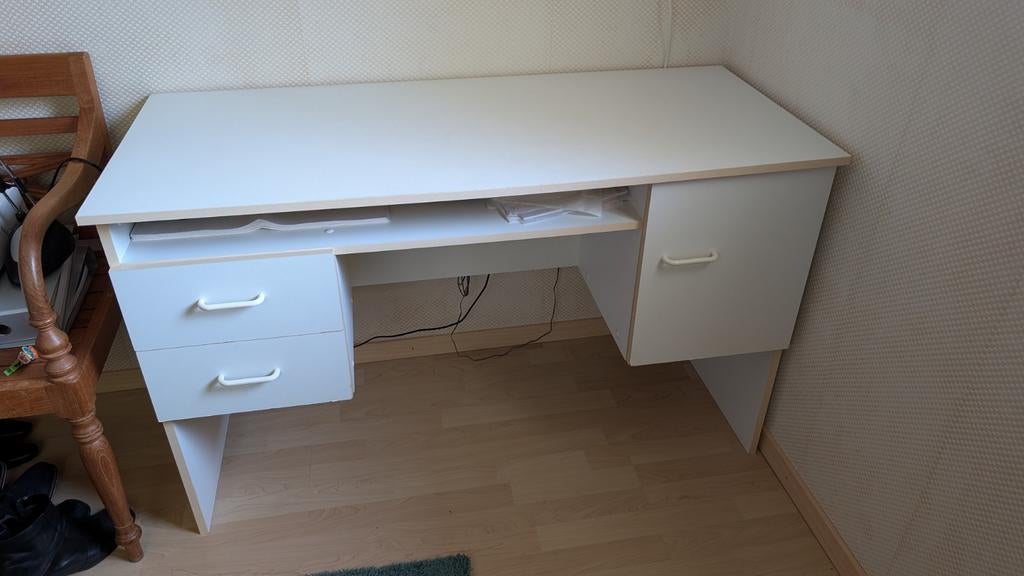 Tiener bureau, wit, Ophalen, Gebruikt