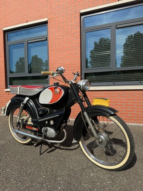 Sparta GD50, Ophalen, Sparta, Maximaal 45 km/u, 49 cc