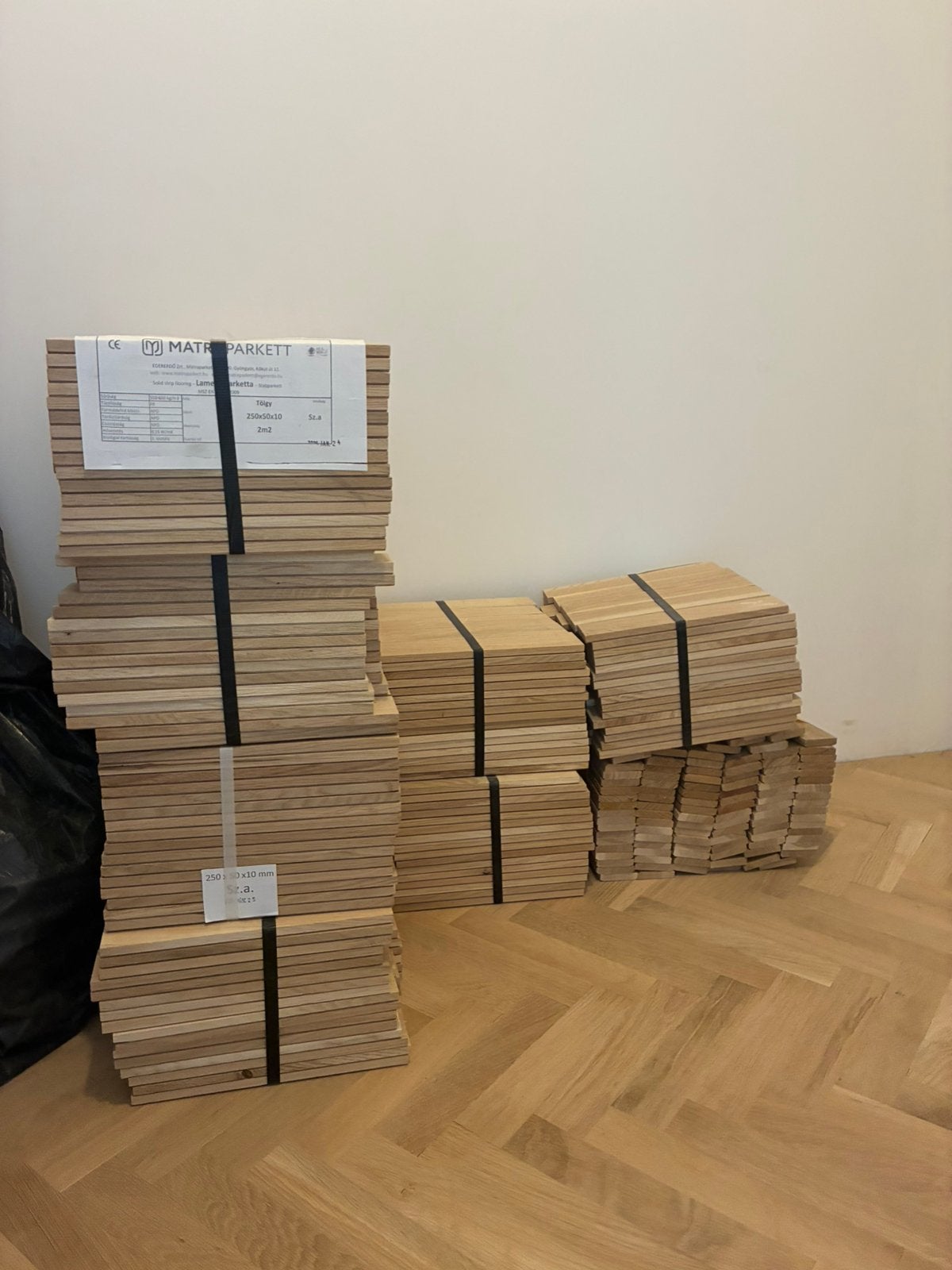 Massief Eiken Visgraatparket, nieuw, Zo goed als nieuw, 10 m² of meer, 10 tot 30 cm, Hout